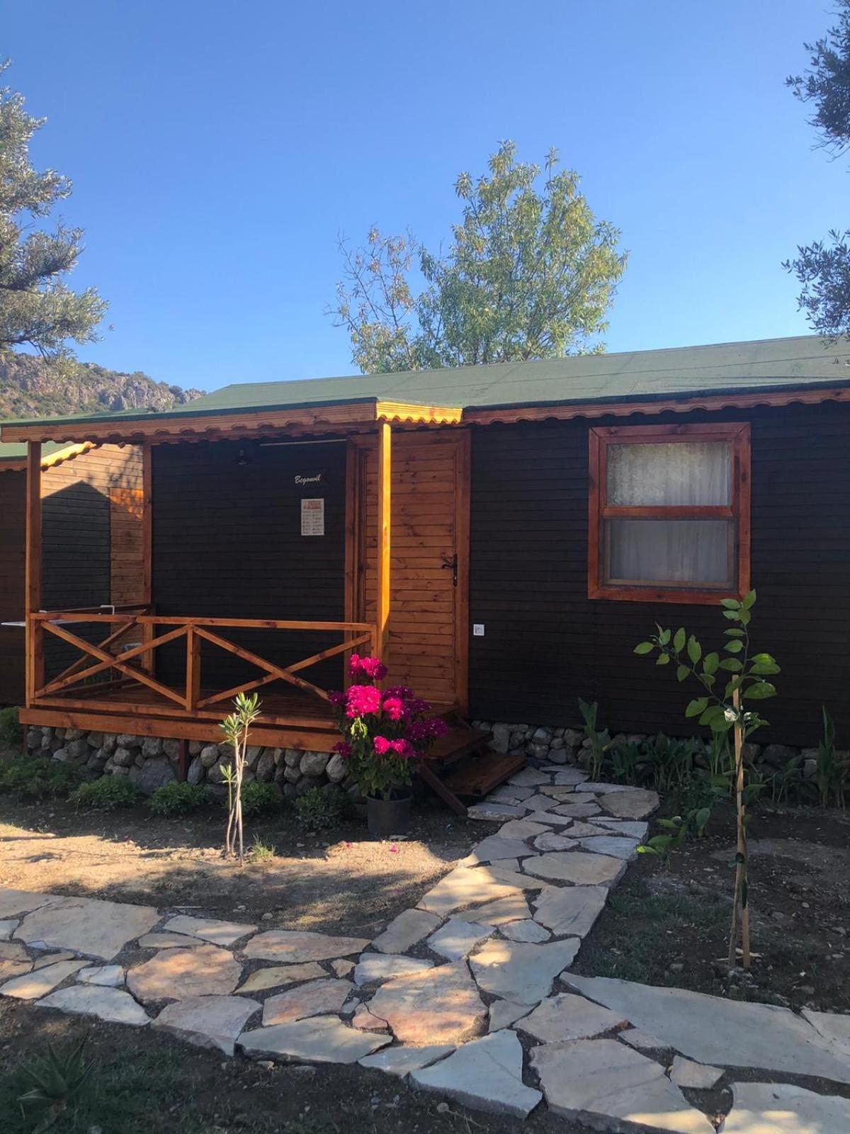 Suzi'Nin Bahcesi Bungalov Evler Datça Exteriér fotografie